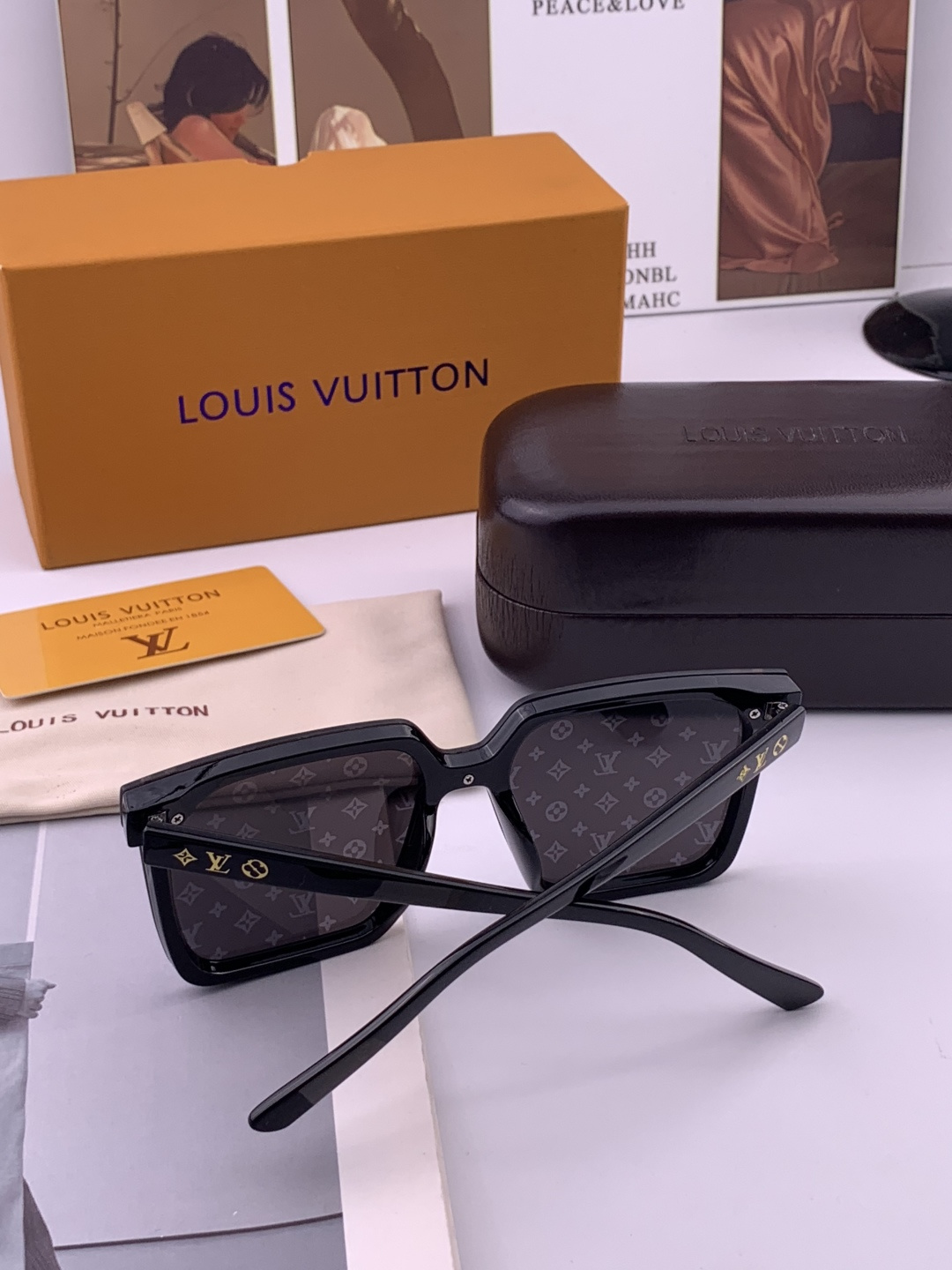 🔺LV🔻早春新款，众多明星同款[色]LV‼️‼️新款大框墨镜 ，🌈🌈宝丽来超清太阳镜🔝🔝型号：L6006