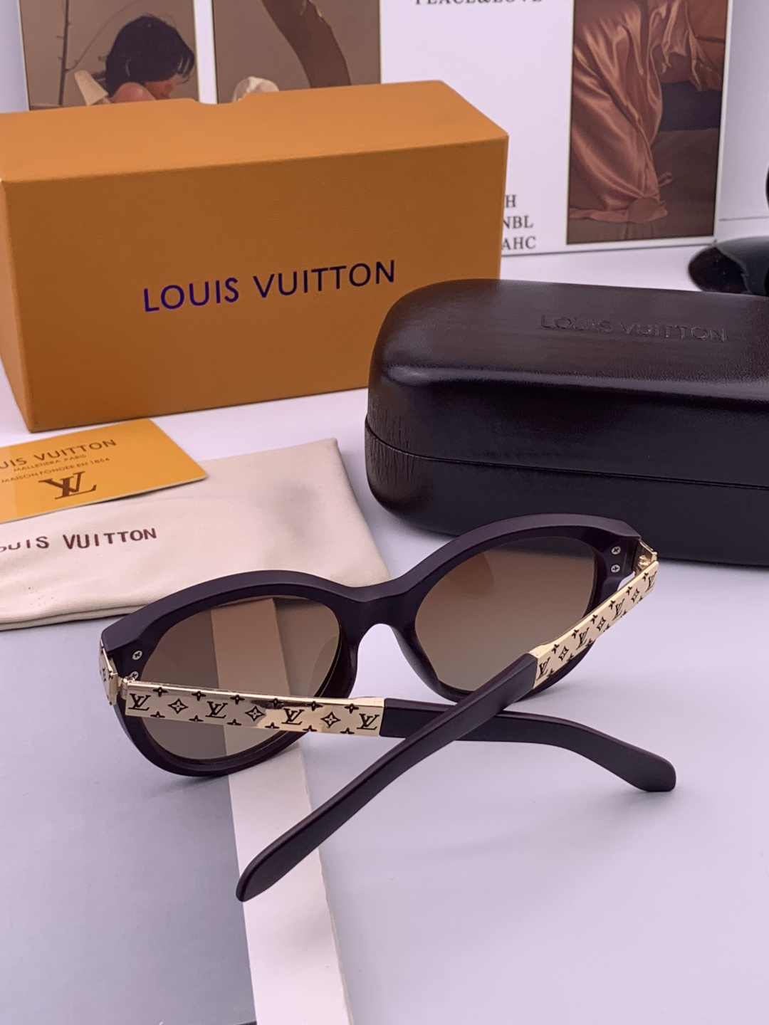 🔺LV🔻早春新款，众多明星同款[色]LV‼️‼️新款大框墨镜 ，🌈🌈宝丽来超清太阳镜🔝🔝型号：L8700