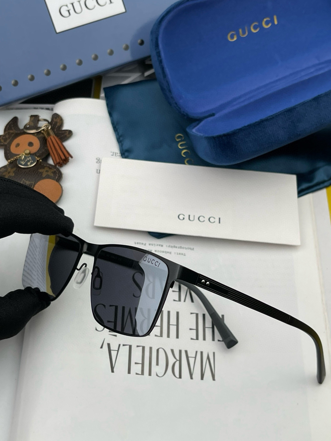 GUCCI 男款炫彩飞行员偏光太阳镜 ❤️材质：高清尼龙加厚卡槽高清偏光镜片 🌹无边框镜架💕颜👍型号：G