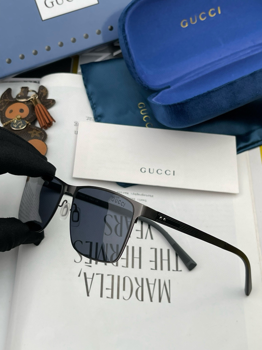 GUCCI 男款炫彩飞行员偏光太阳镜 ❤️材质：高清尼龙加厚卡槽高清偏光镜片 🌹无边框镜架💕颜👍型号：G