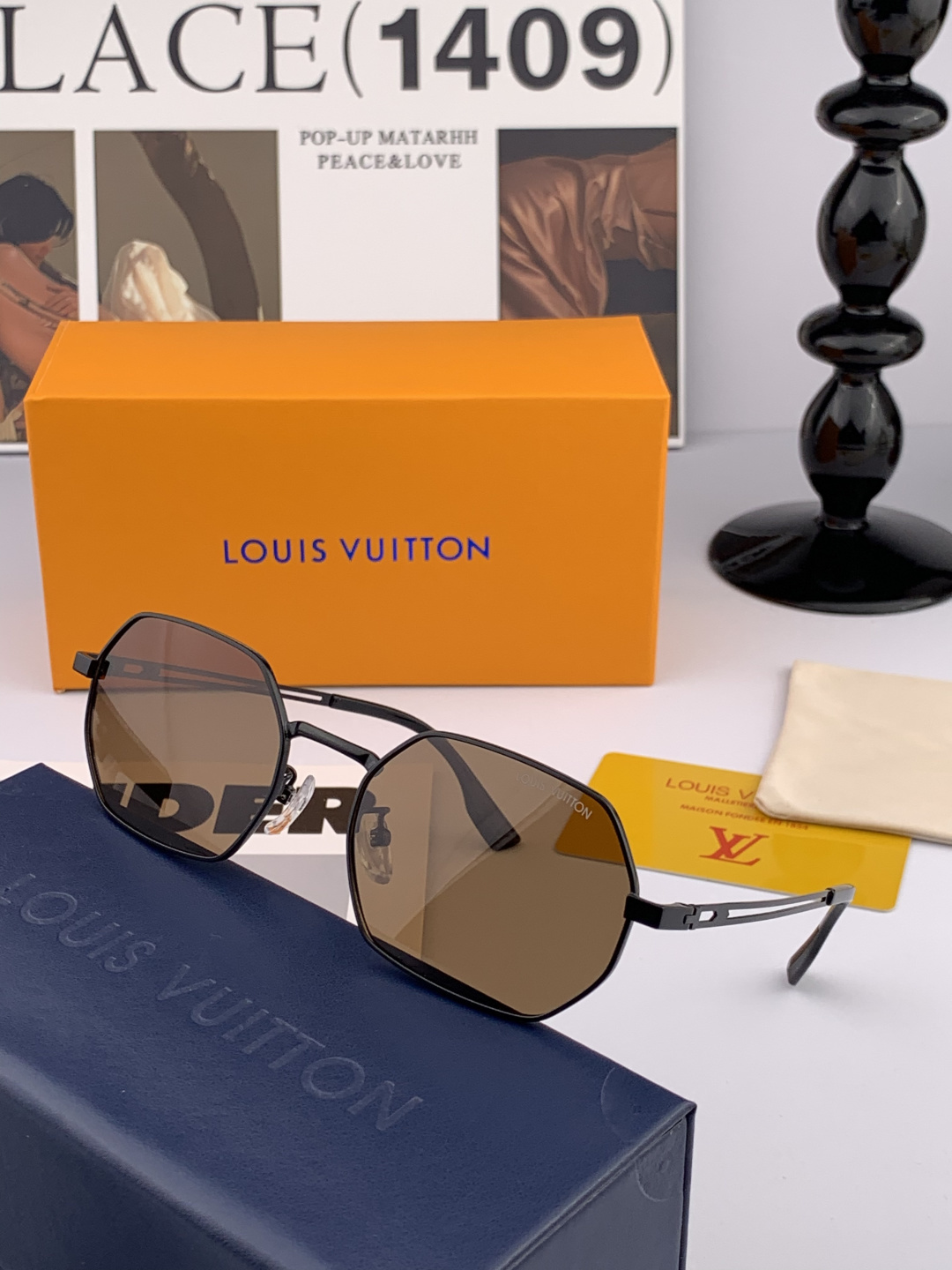 Lv 。 高品质男女款墨镜 👍 进口宝丽来偏光镜片 。蛤蟆镜 开车钓鱼都可 。百搭显瘦墨镜韩版男士飞行员