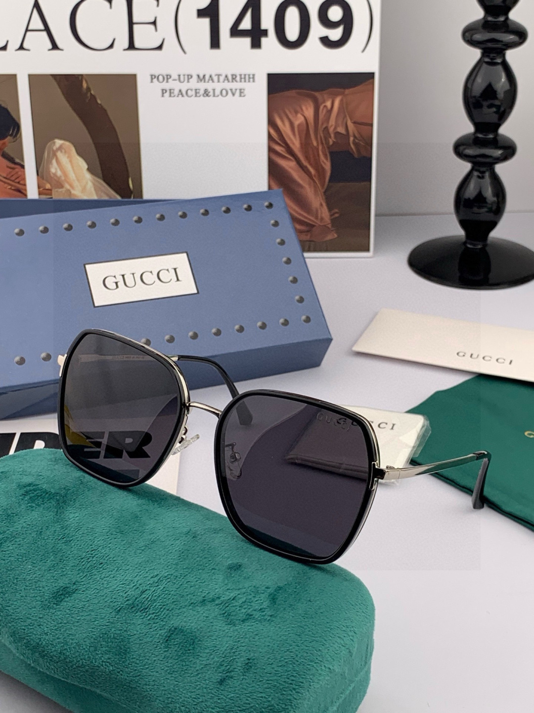 GUCCI 开春新款 最新款方框太阳镜 各路网红纷纷带起气场满分‼️ 俏皮甜美.上脸效果更佳.金属质感超