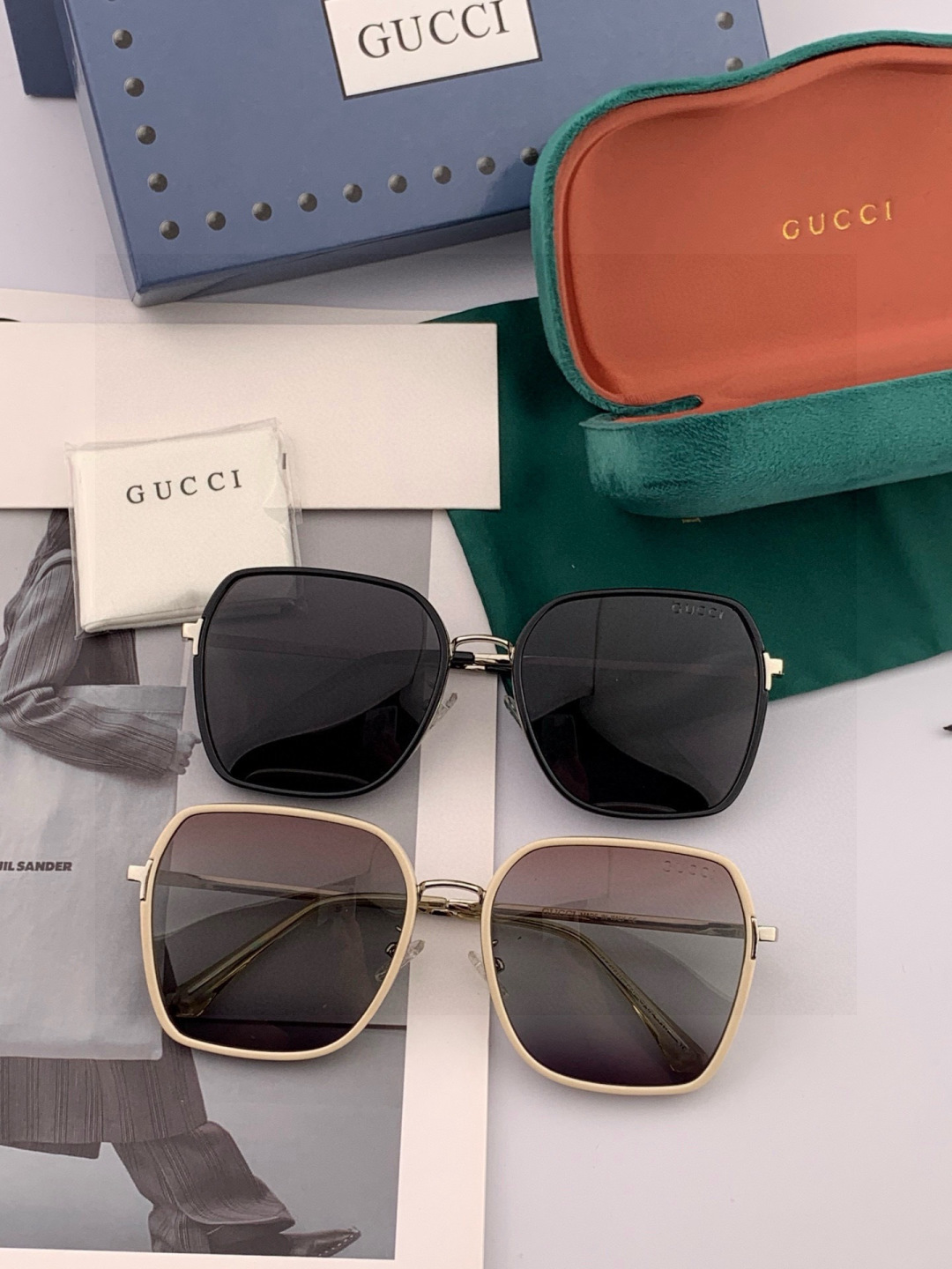 GUCCI 开春新款 最新款方框太阳镜 各路网红纷纷带起气场满分‼️ 俏皮甜美.上脸效果更佳.金属质感超