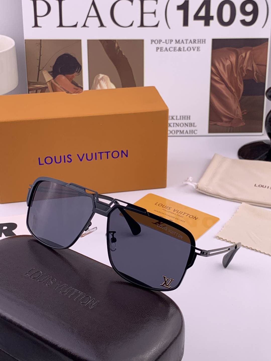 LV。高品质男女款”太阳镜。 开车钓鱼都可。百搭显瘦墨镜韩版男士飞行员大框司机开车防紫外线太阳镜，型号：