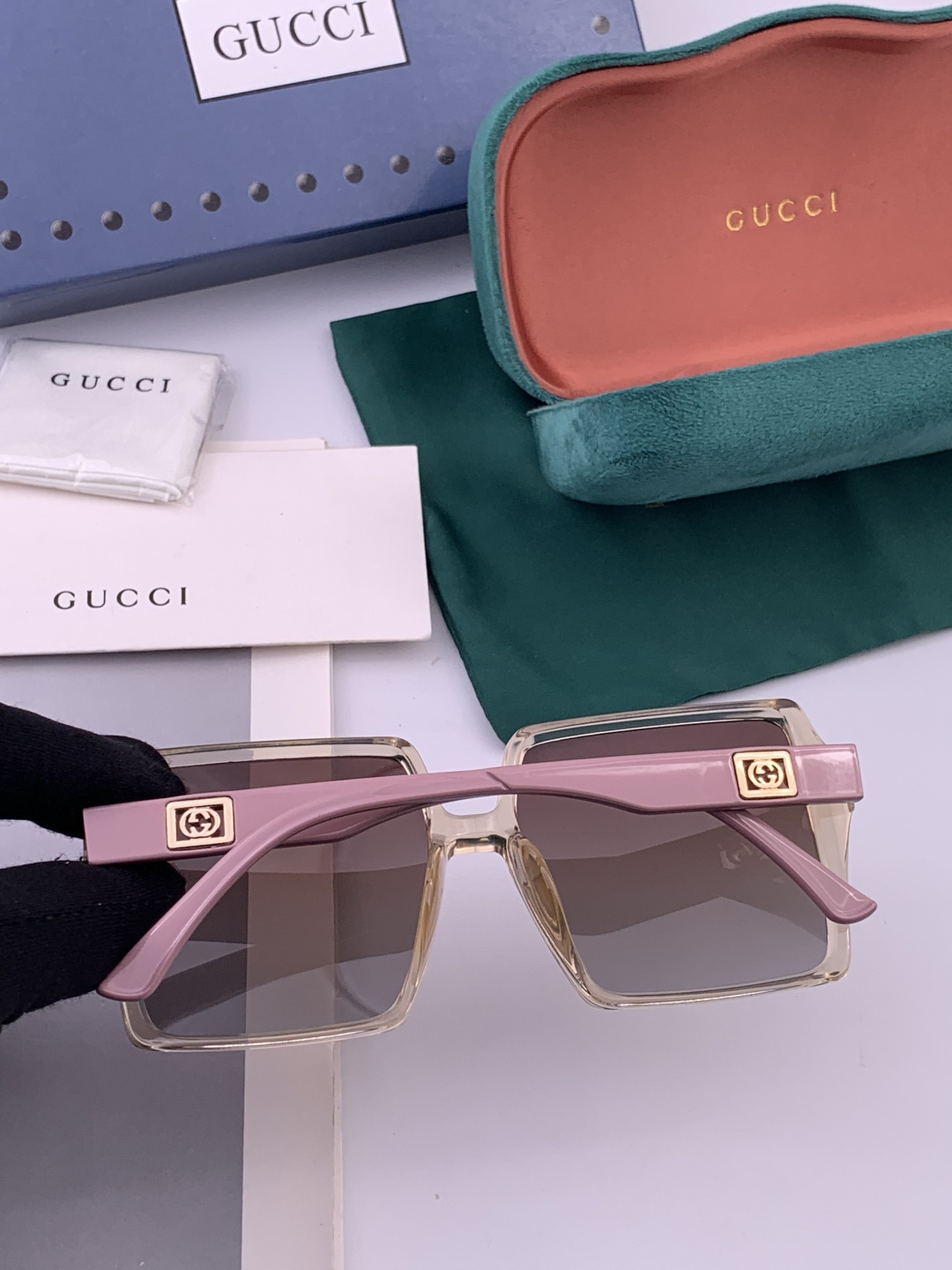 新款！新款出货！女士高清加厚偏光太阳镜🕶️ 🎉💍新款GUCCI偏光太阳镜[得意]开车驾驶镜时尚墨镜💐💐🌸