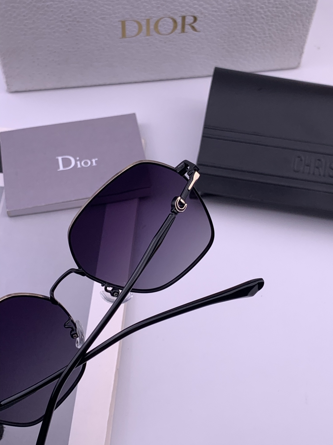DIOR🌋☔️时尚方框太阳镜顶级奢侈品[强] 高品质[胜利][亲亲]🍦🍨 [得意] 气质非凡😄 🍫🍪女士