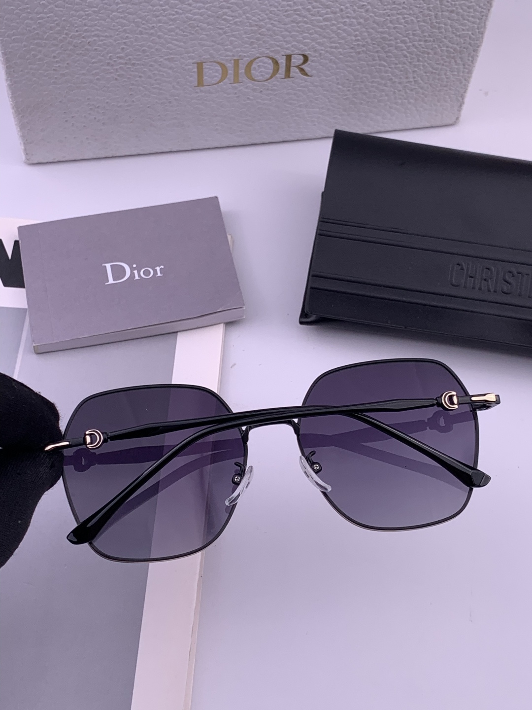 DIOR🌋☔️时尚方框太阳镜顶级奢侈品[强] 高品质[胜利][亲亲]🍦🍨 [得意] 气质非凡😄 🍫🍪女士