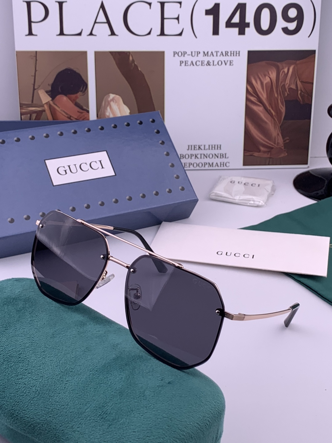 GUCCI 官网同步。 高品质男女款墨镜 👍 进口宝丽来偏光镜片 。蛤蟆镜 开车钓鱼都可 。型号：G03