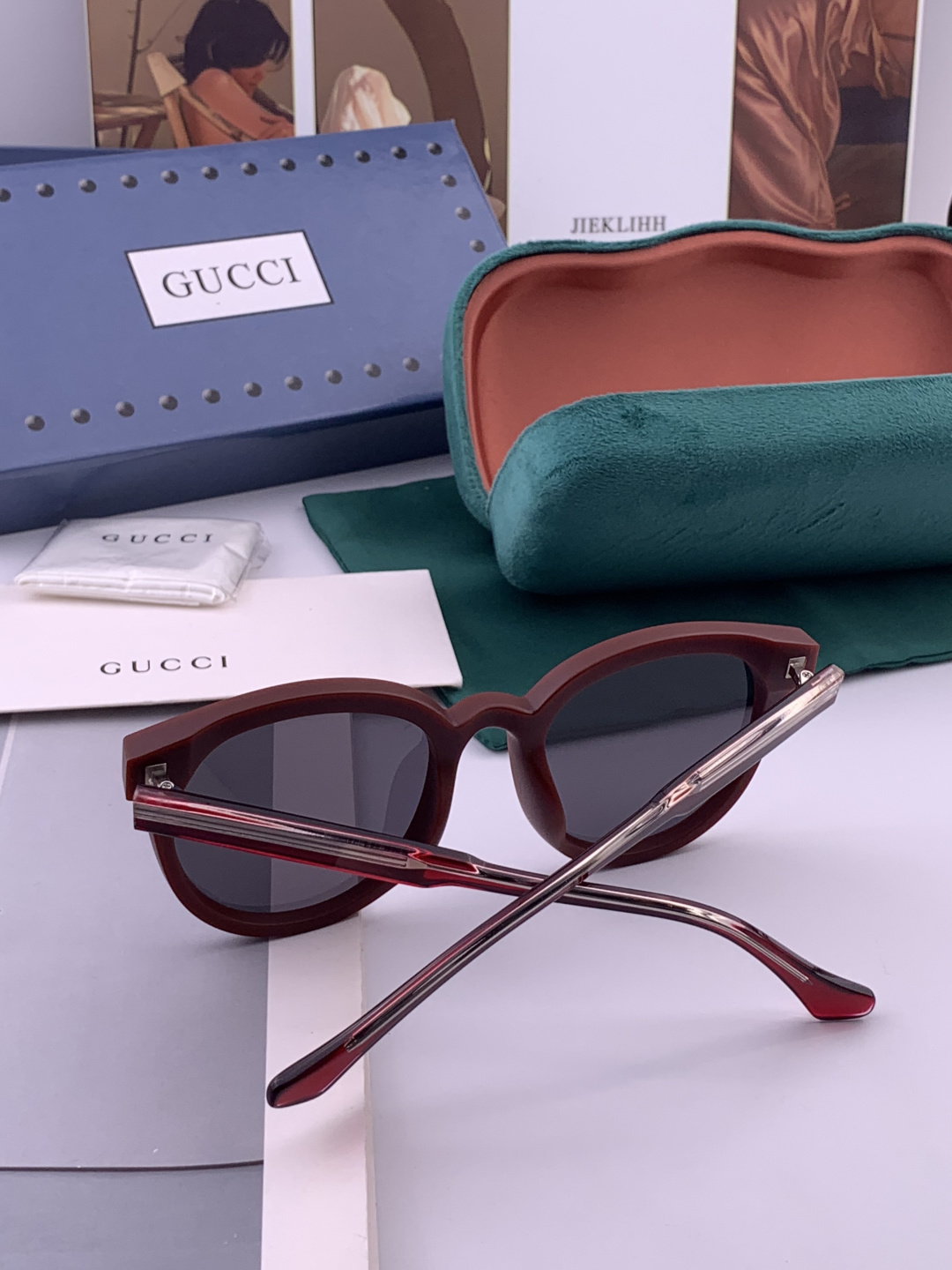 GUCCI 新款尼龙偏光太眼镜，情侣款时尚方框太阳镜佩戴舒适网红潮流款墨镜，大气女人范儿，大脸小脸都好看