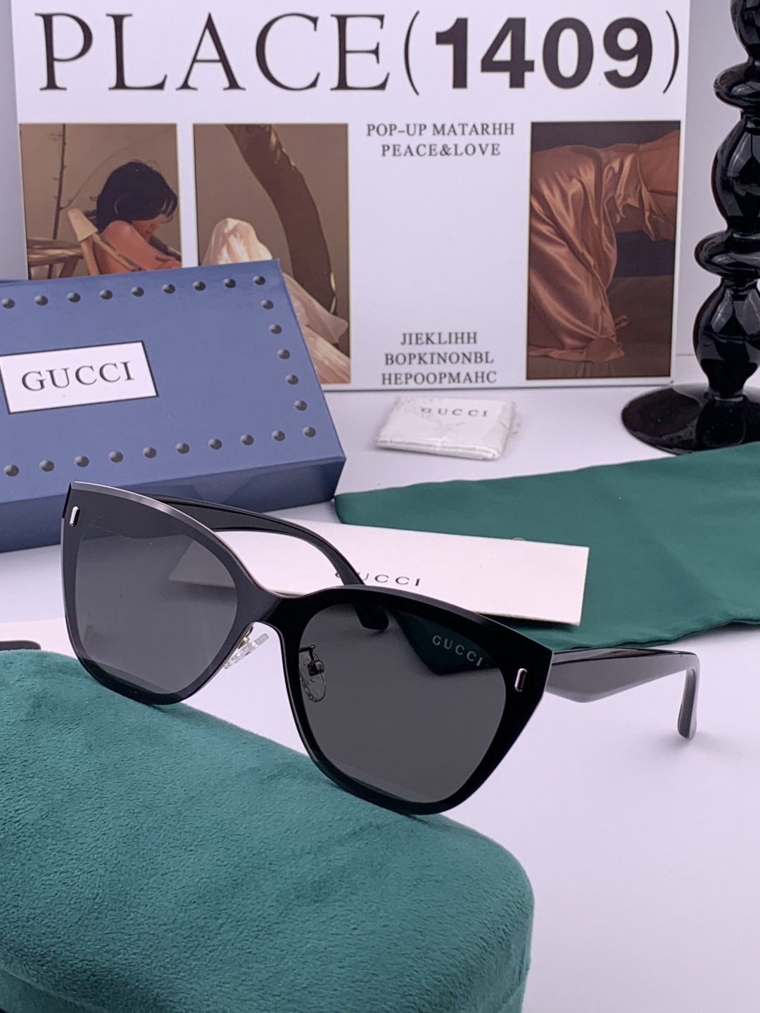 GUCCI 新款连体尼龙偏光太眼镜，情侣款时尚方框太阳镜佩戴舒适网红潮流款墨镜，大气女人范儿，大脸小脸都