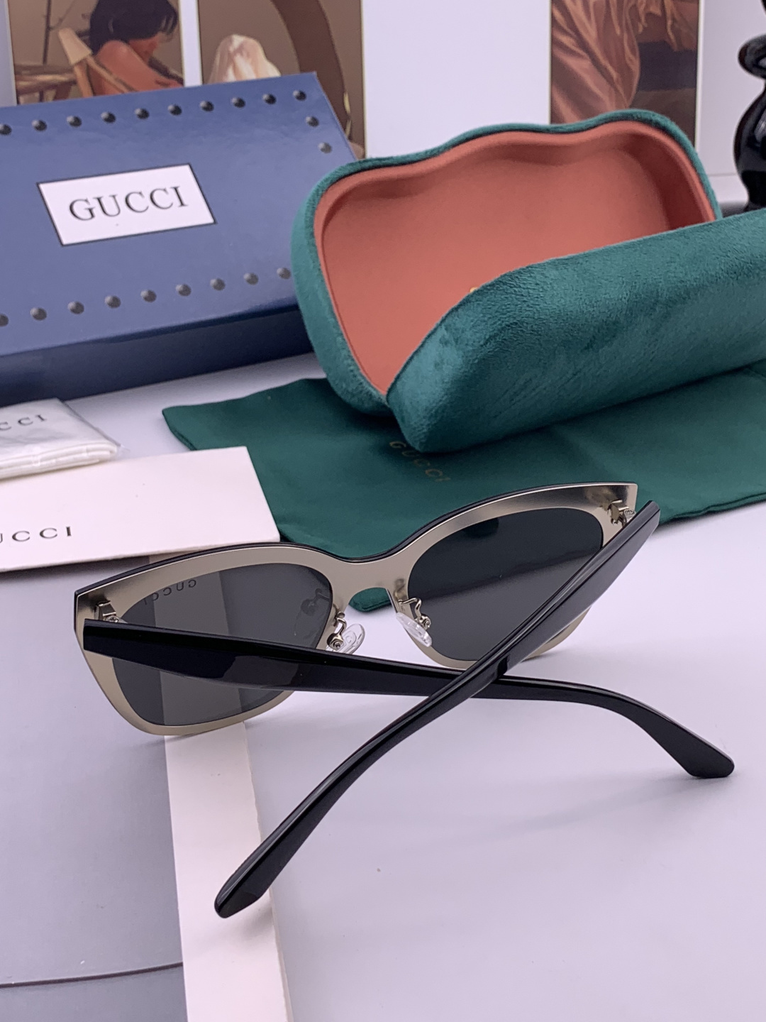 GUCCI 新款连体尼龙偏光太眼镜，情侣款时尚方框太阳镜佩戴舒适网红潮流款墨镜，大气女人范儿，大脸小脸都