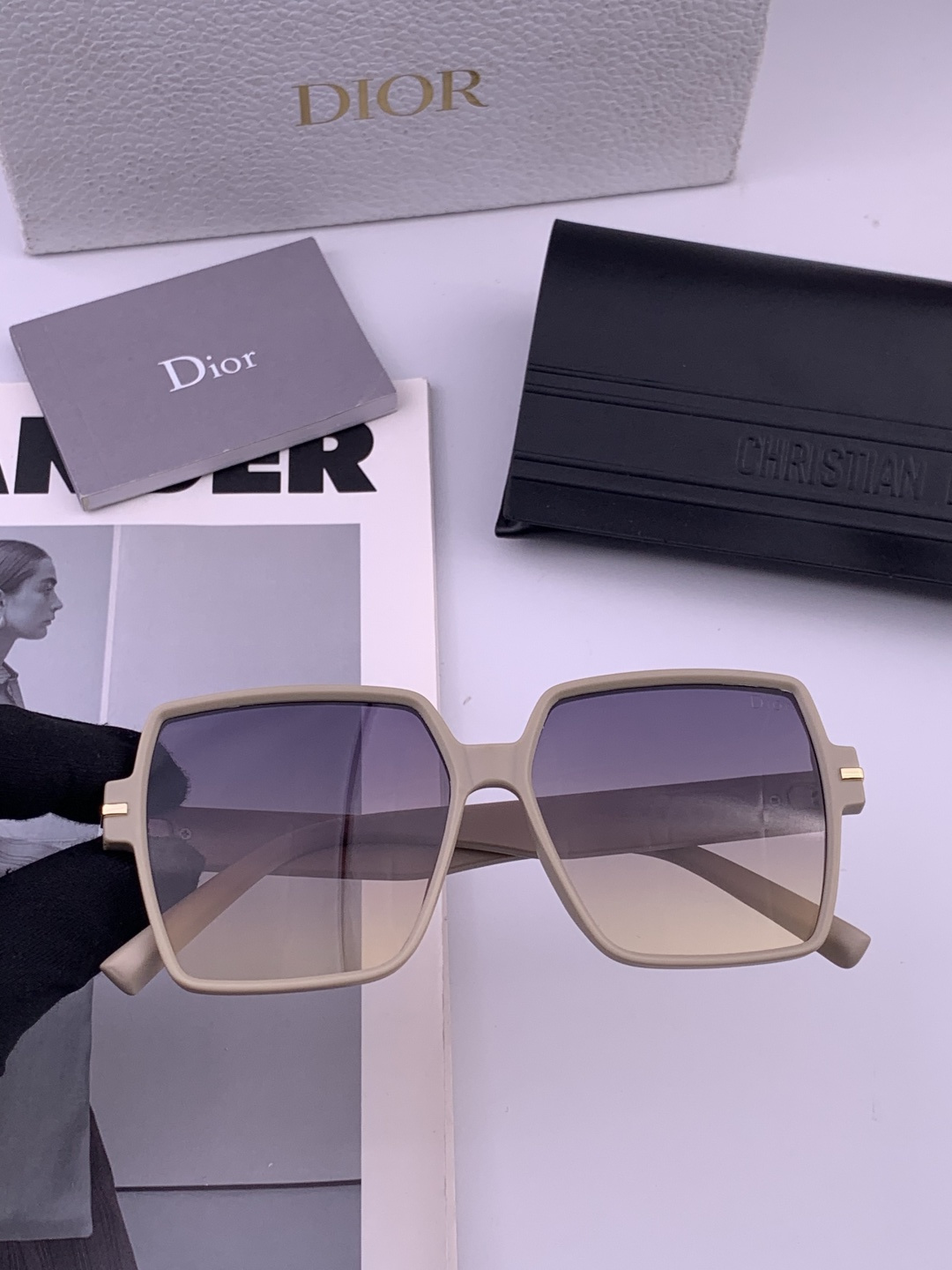 🔺 【DIOR】开春新款 潮流爆款 时尚方框偏光太阳镜 高品质 佩戴舒适 网红潮款墨镜 女士高清加厚偏光
