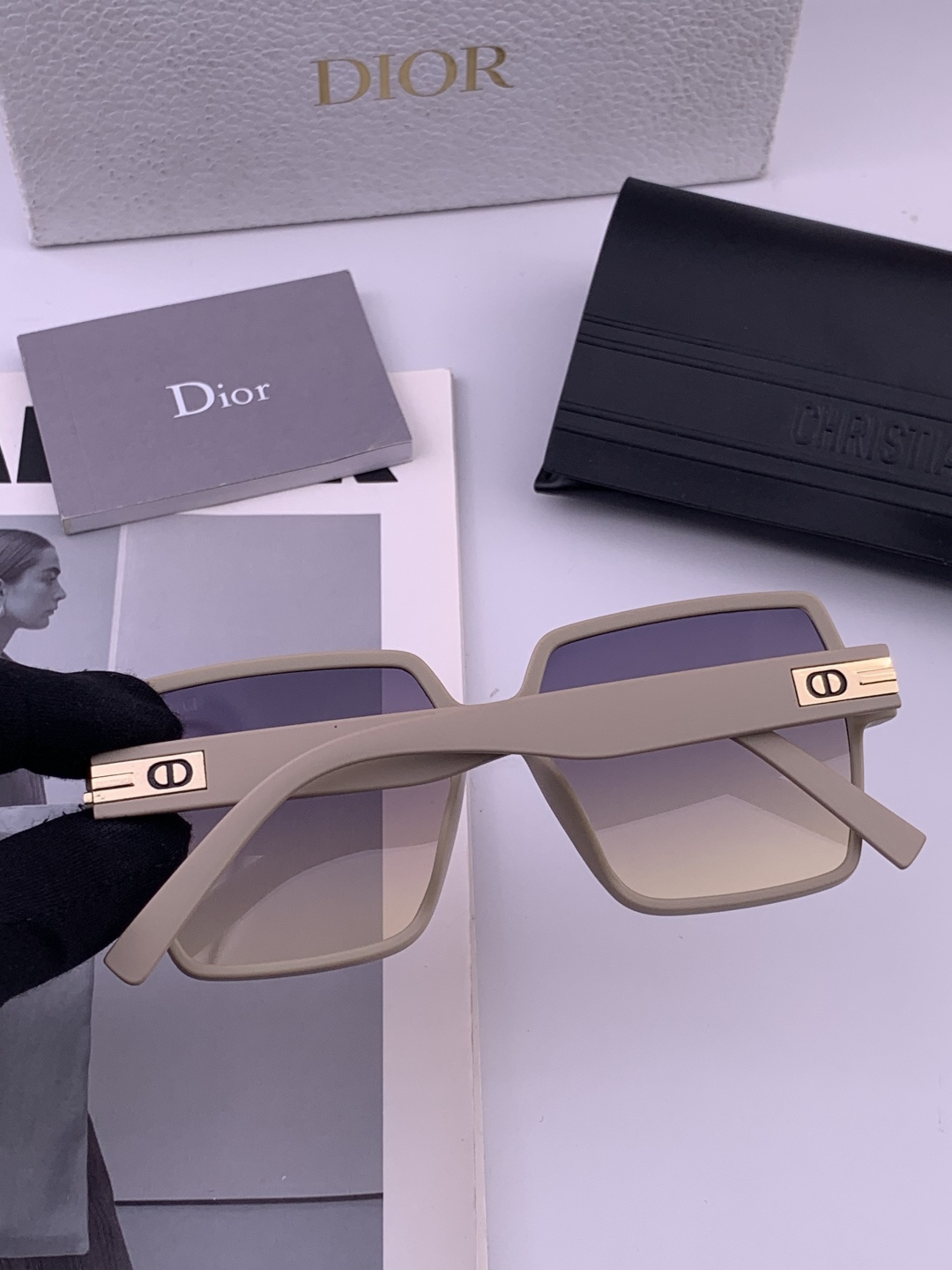 🔺 【DIOR】开春新款 潮流爆款 时尚方框偏光太阳镜 高品质 佩戴舒适 网红潮款墨镜 女士高清加厚偏光