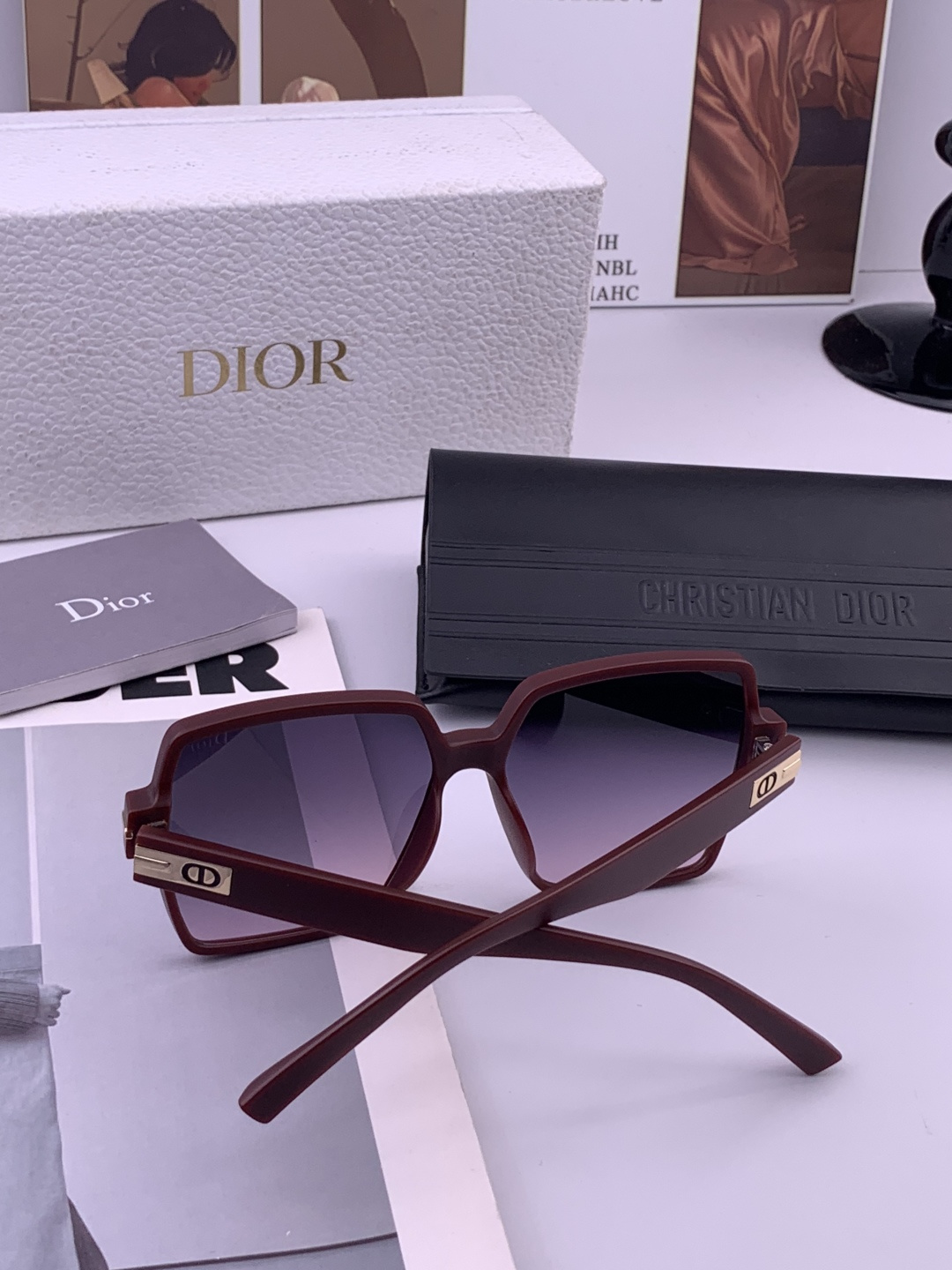 🔺 【DIOR】开春新款 潮流爆款 时尚方框偏光太阳镜 高品质 佩戴舒适 网红潮款墨镜 女士高清加厚偏光