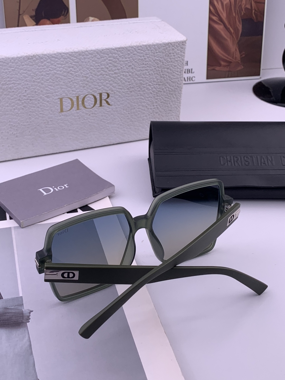 🔺 【DIOR】开春新款 潮流爆款 时尚方框偏光太阳镜 高品质 佩戴舒适 网红潮款墨镜 女士高清加厚偏光