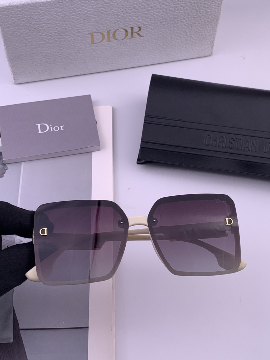 🔺 【DIOR-迪奥】开春新款 潮流爆款 时尚方框偏光太阳镜 高品质 佩戴舒适 网红潮款墨镜 女士高清偏