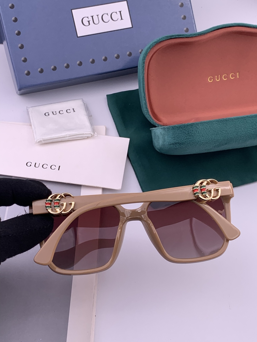 【TR偏光系列】Gucci 经典的方框设计，不挑脸型，无论搭配大衣还是连衣裙都非常显气质偏光镜片预防紫外