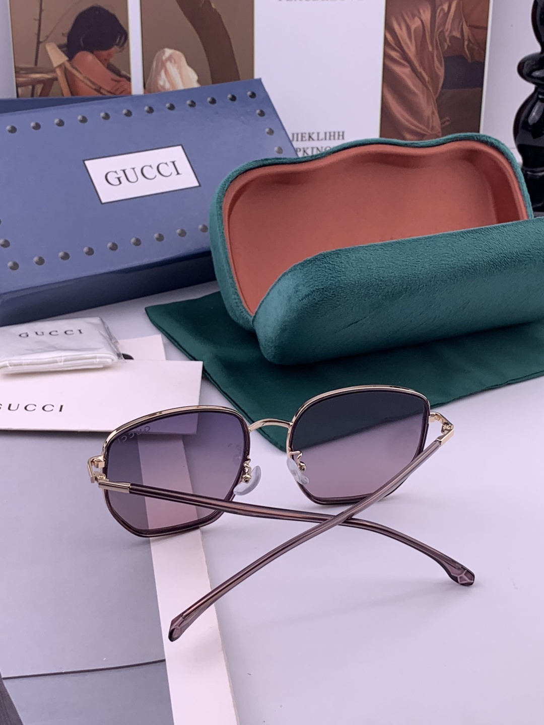 【偏光系列】Gucci 不挑脸型，无论搭配大衣还是连衣裙都非常显气质尼龙偏光镜片预防紫外线 型号：G22