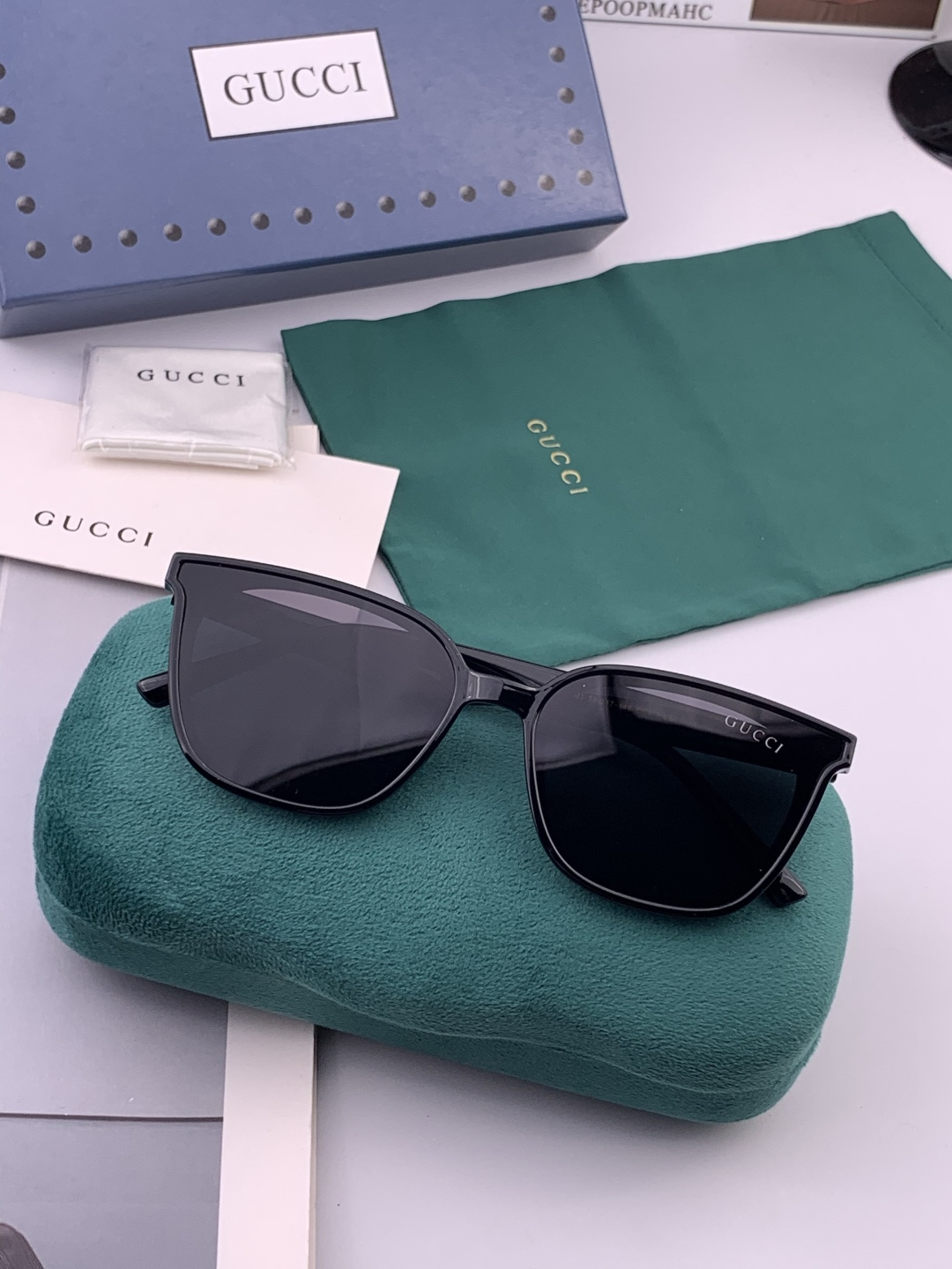 🔺GUCCI🔻古驰 GG方框太阳镜 完美品质 🎓独特设计 适合各种脸型 亮相时装周 超时尚百搭 实物精致