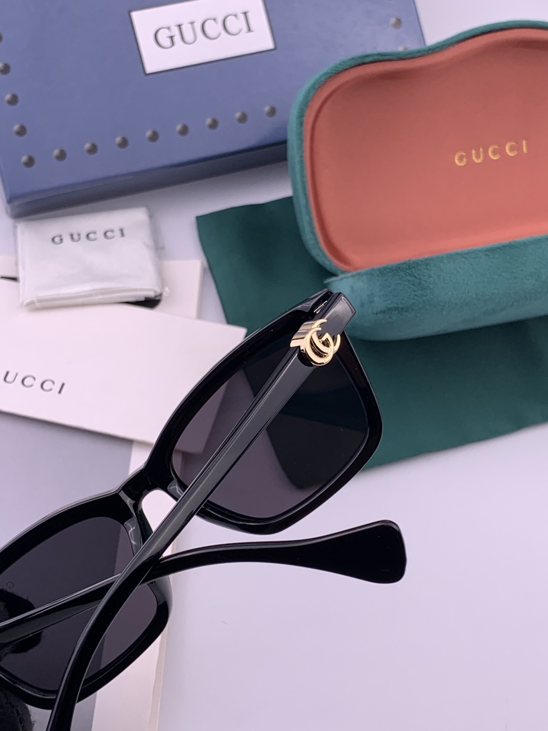 🔺 【GUCCI-偏光太阳镜】开春新款 潮流爆款 时尚方框偏光太阳镜 高品质 佩戴舒适 网红潮款墨镜 女