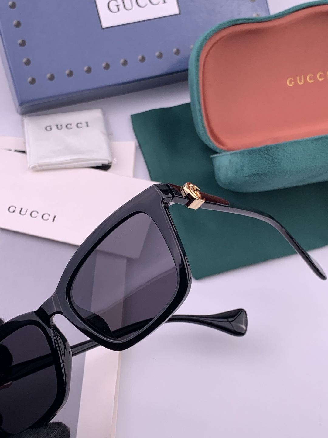 🔺 【GUCCI-偏光太阳镜】开春新款 潮流爆款 时尚方框偏光太阳镜 高品质 佩戴舒适 网红潮款墨镜 女