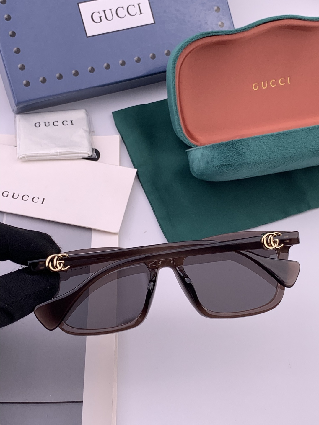 🔺 【GUCCI-偏光太阳镜】开春新款 潮流爆款 时尚方框偏光太阳镜 高品质 佩戴舒适 网红潮款墨镜 女