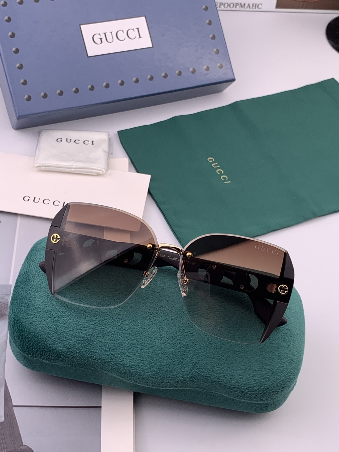 🔺 【GUCCI】开春新款 潮流爆款 时尚方框太阳镜 高品质 佩戴舒适 网红潮款墨镜 型号：G0296
