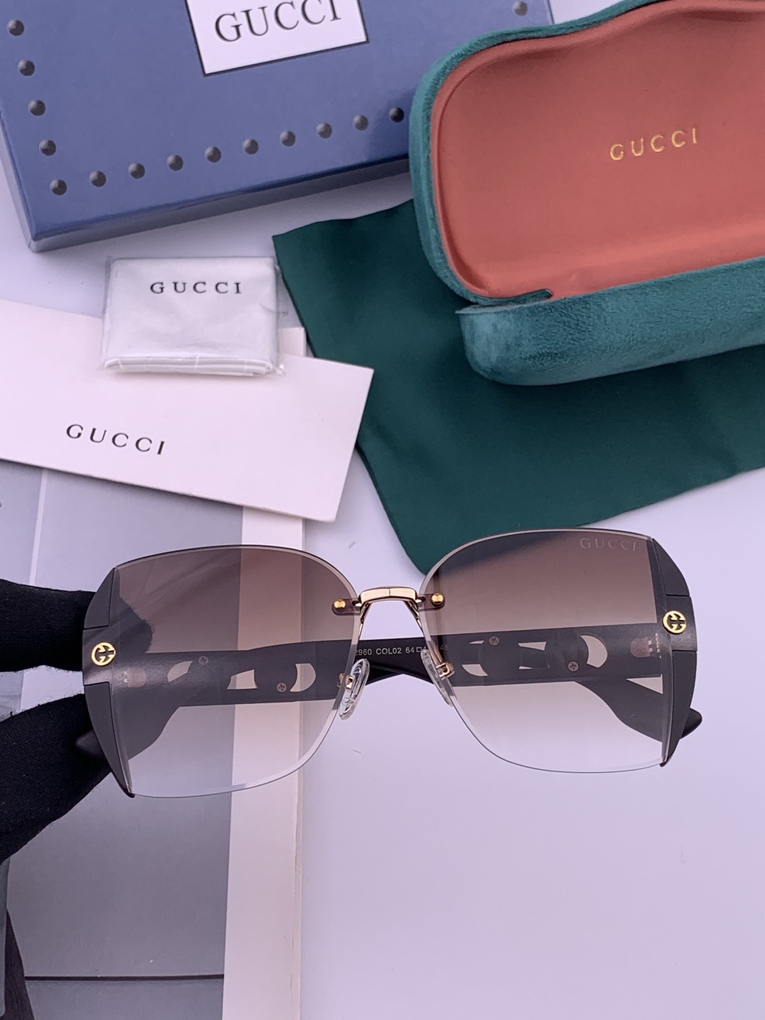 🔺 【GUCCI】开春新款 潮流爆款 时尚方框太阳镜 高品质 佩戴舒适 网红潮款墨镜 型号：G0296