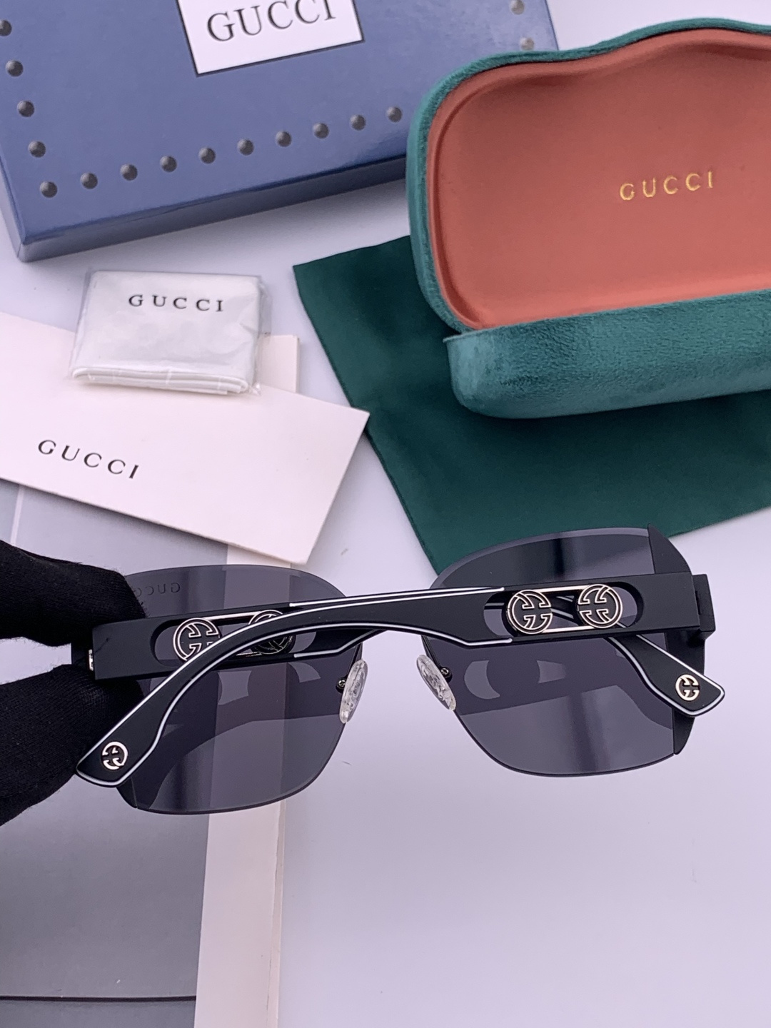 🔺 【GUCCI】开春新款 潮流爆款 时尚方框太阳镜 高品质 佩戴舒适 网红潮款墨镜 型号：G0296