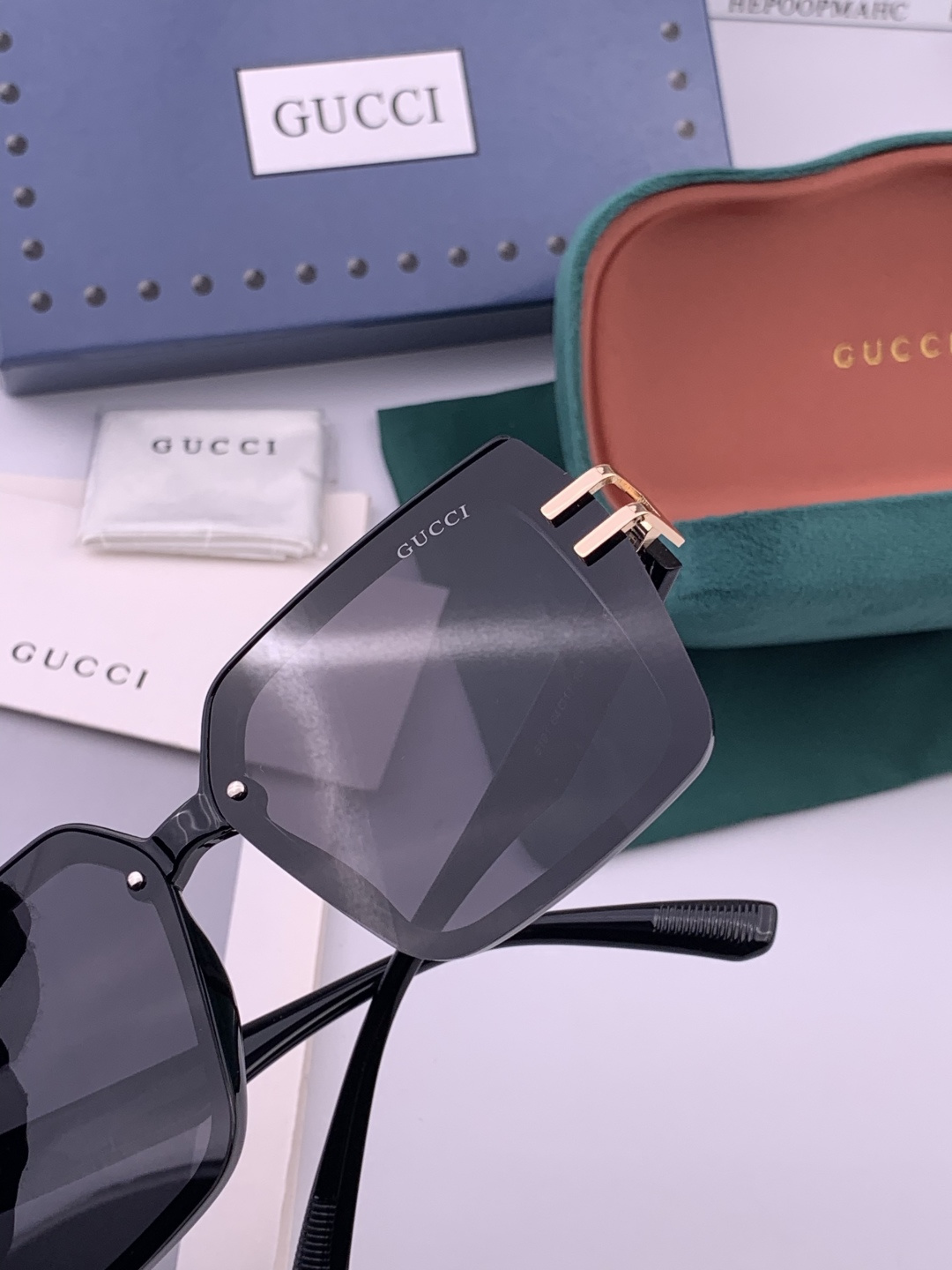 新款！新款出货！女士高清加厚偏光太阳镜🕶️ 🎉💍新款GUCCI偏光太阳镜[得意]开车驾驶镜时尚墨镜💐💐🌸