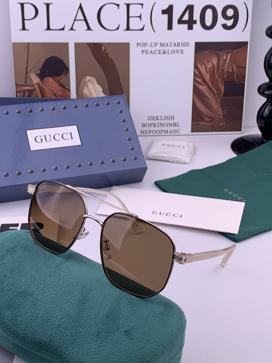GUCCI 官网同步。 高品质男女款墨镜 👍 进口宝丽来偏光镜片 。蛤蟆镜 开车钓鱼都可 。型号：G33