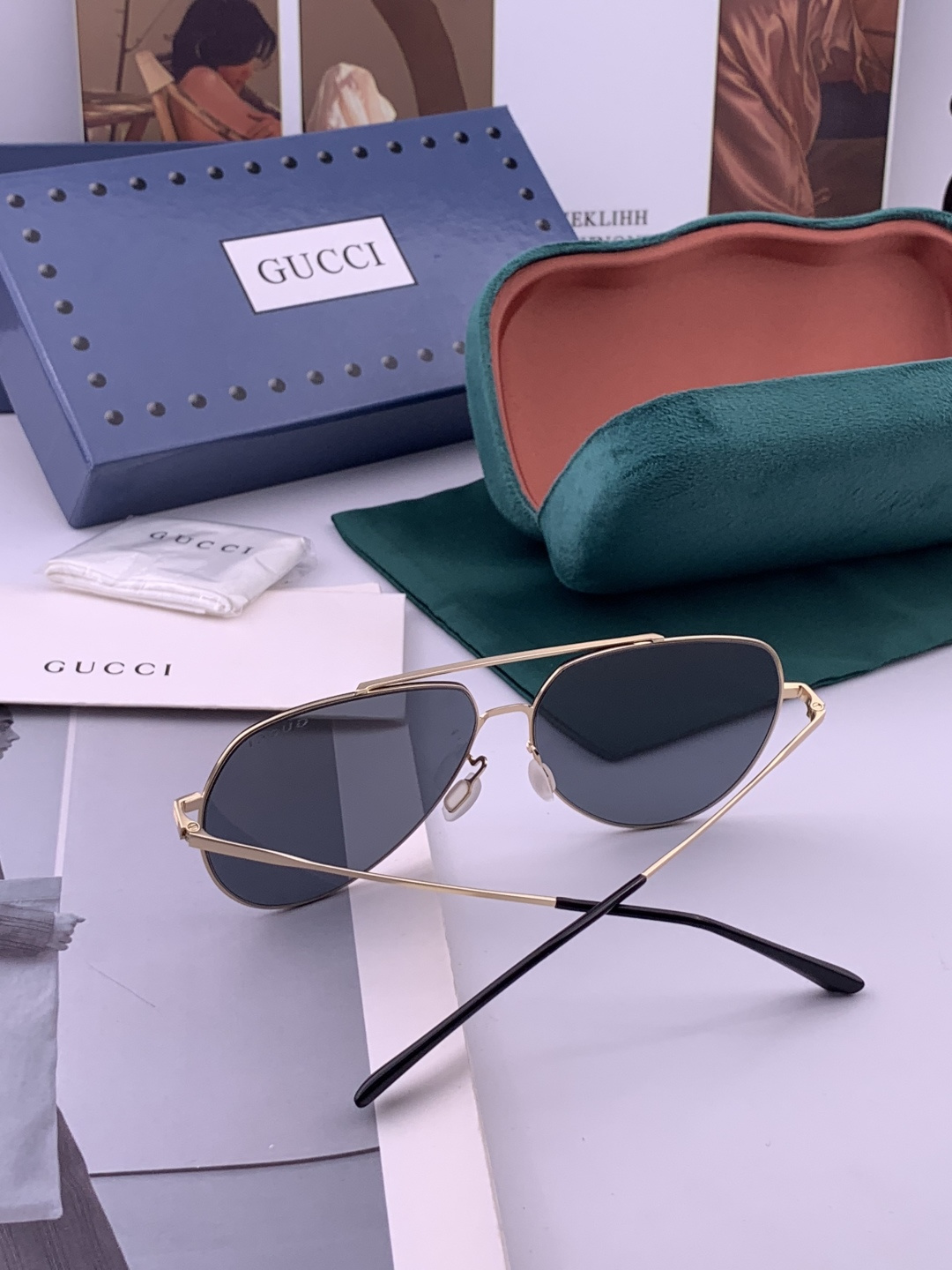 GUCCI 男款炫彩飞行员偏光太阳镜 ❤️材质：高清尼龙加厚卡槽高清偏光镜片 🌹无边框镜架💕颜👍型号：G