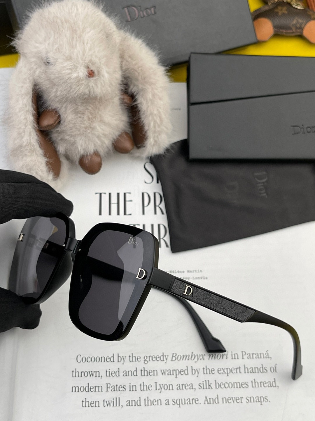 【DIOR】迪奥偏光太阳镜 时尚造型 开车驾驶镜时尚墨镜🌸世界顶级奢华品牌，品质保证！😍😍经典款, 明星