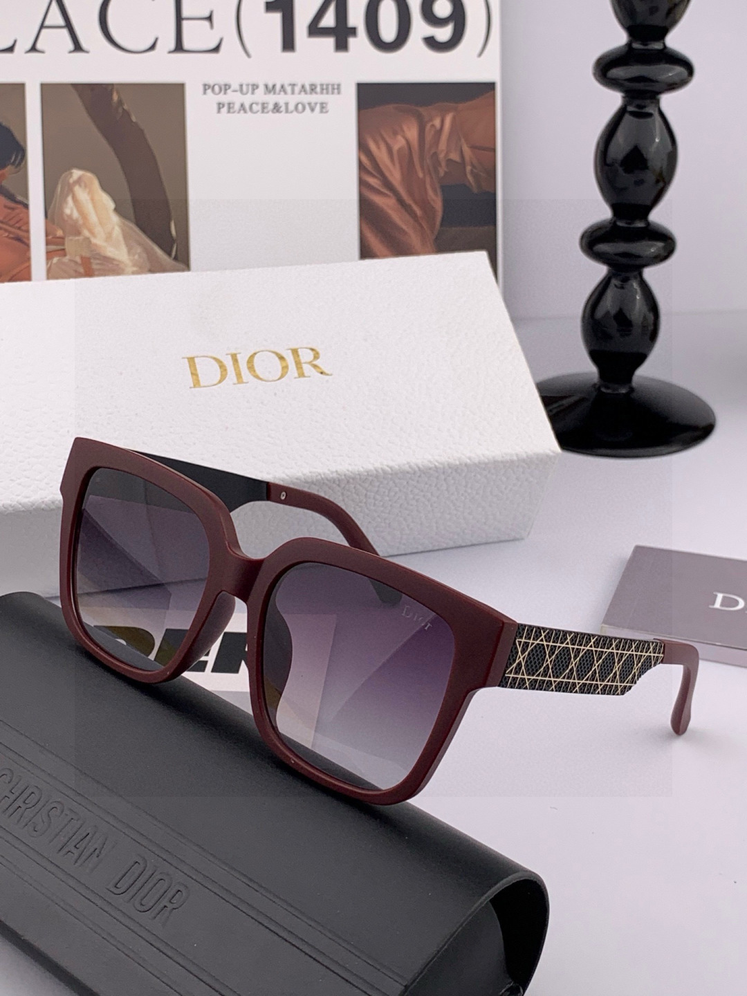 🔺 【DIOR-迪奥】开春新款 潮流爆款 时尚方框太阳镜 高品质 佩戴舒适 网红潮款墨镜 型号：D830