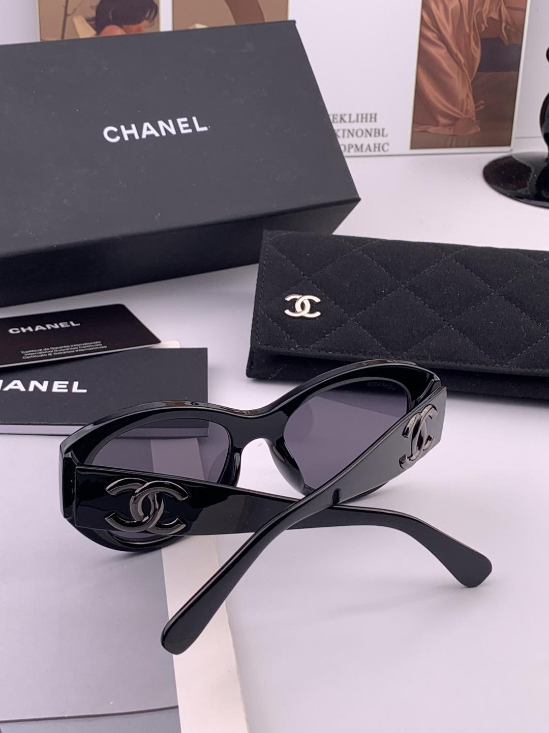 新品CHANEL 香奈儿太阳镜以独特魅力和前卫风格诠释春夏最新眼镜，质感超好佩带舒适 型号：CH4600