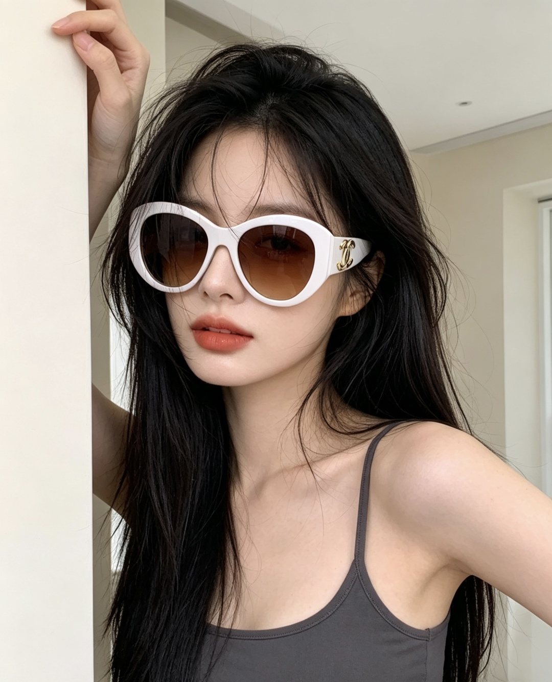 新品CHANEL 香奈儿太阳镜以独特魅力和前卫风格诠释春夏最新眼镜，质感超好佩带舒适 型号：CH4600
