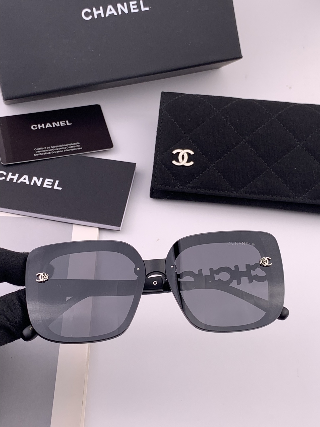 【CHANEL】香奈儿 新款潮流爆款 时尚圆框太阳镜 佩戴舒适 网红潮款墨镜 女士高清加厚偏光太阳镜🕶️