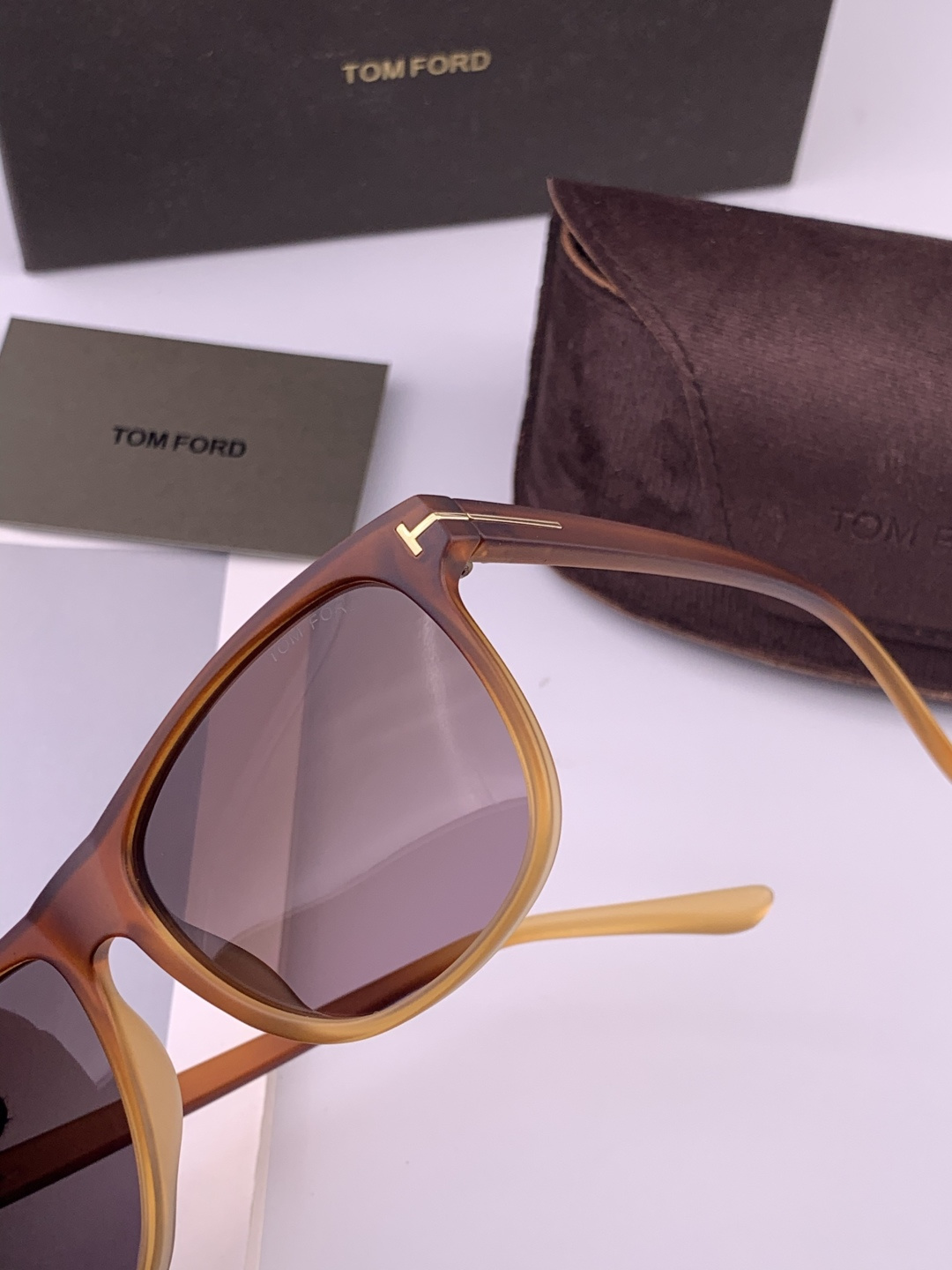 【TOMFORD】汤姆福特 爆款来袭！经典火爆作品 重磅出击 ！超经典偏光眼镜，时刻展现时尚大牌风范！我