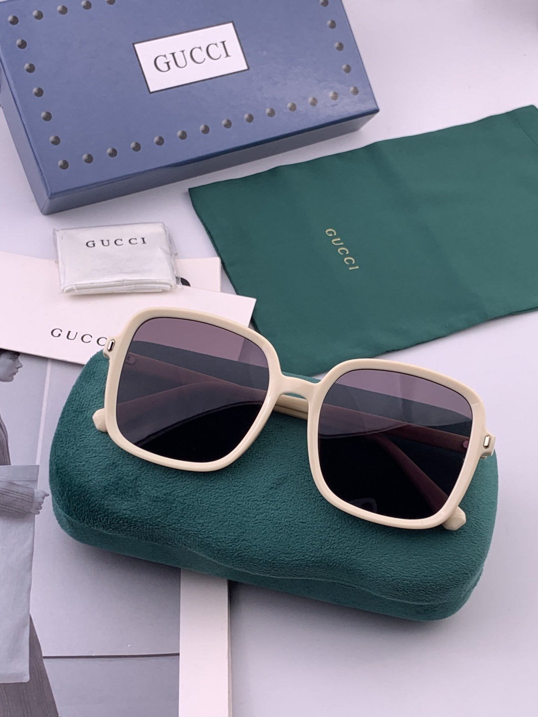 🔺GUCCI🔻古驰 GG方框太阳镜 完美品质 🎓独特设计 适合各种脸型 亮相时装周 超时尚百搭 实物精致