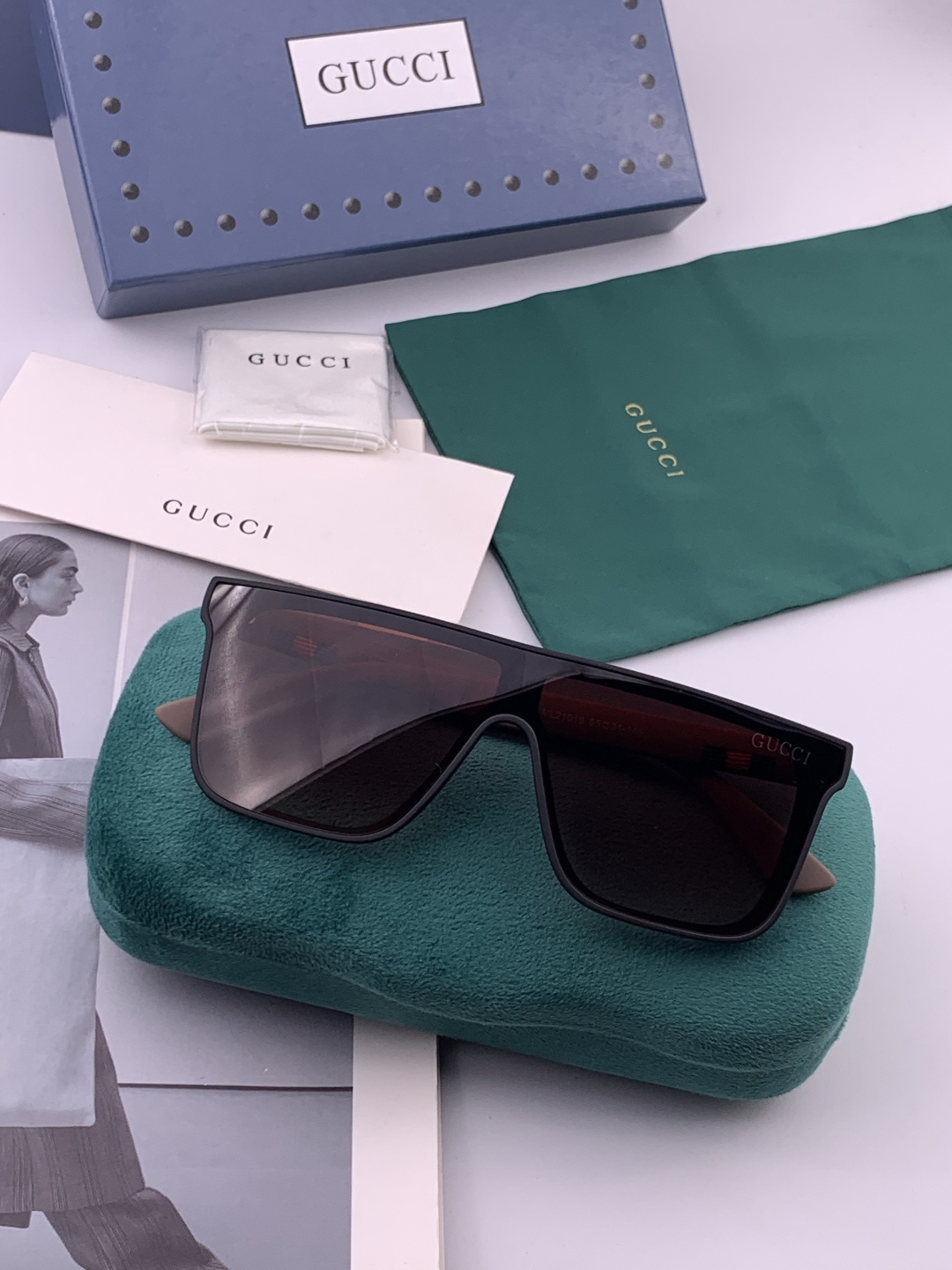 Gucci 。 高品质男女款墨镜 👍 。 开车钓鱼都可 。百搭显瘦墨镜韩版男士飞行员大框司机开车防紫外线