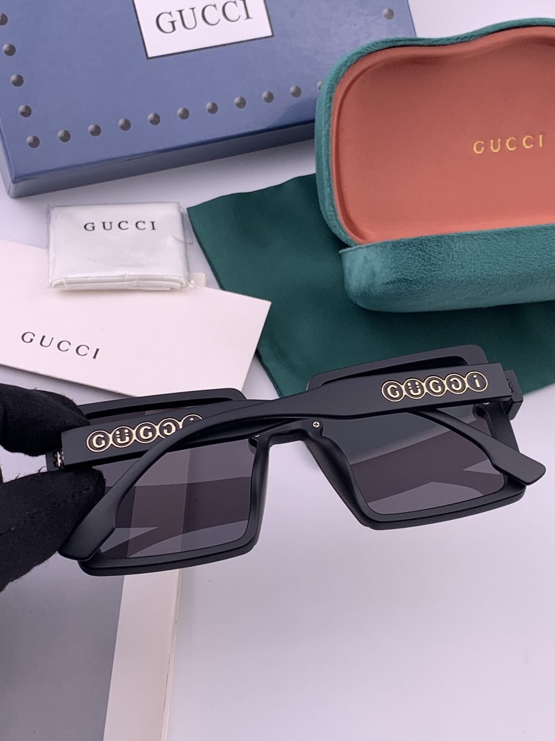 新款！新款出货！女士高清加厚偏光太阳镜🕶️ 🎉💍新款GUCCI偏光太阳镜[得意]开车驾驶镜时尚墨镜💐💐🌸