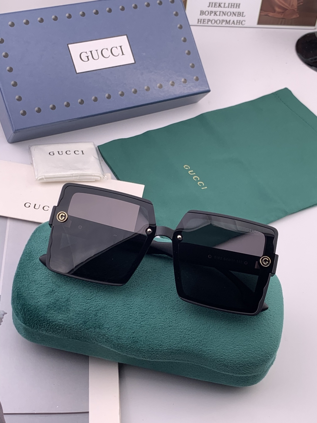 新款！新款出货！女士高清加厚偏光太阳镜🕶️ 🎉💍新款GUCCI偏光太阳镜[得意]开车驾驶镜时尚墨镜💐💐🌸