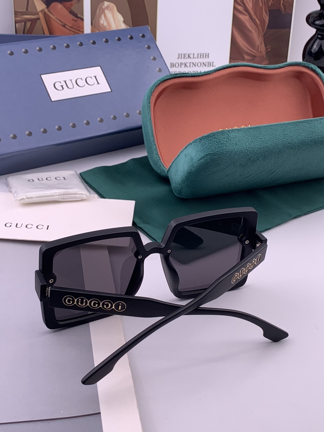 新款！新款出货！女士高清加厚偏光太阳镜🕶️ 🎉💍新款GUCCI偏光太阳镜[得意]开车驾驶镜时尚墨镜💐💐🌸