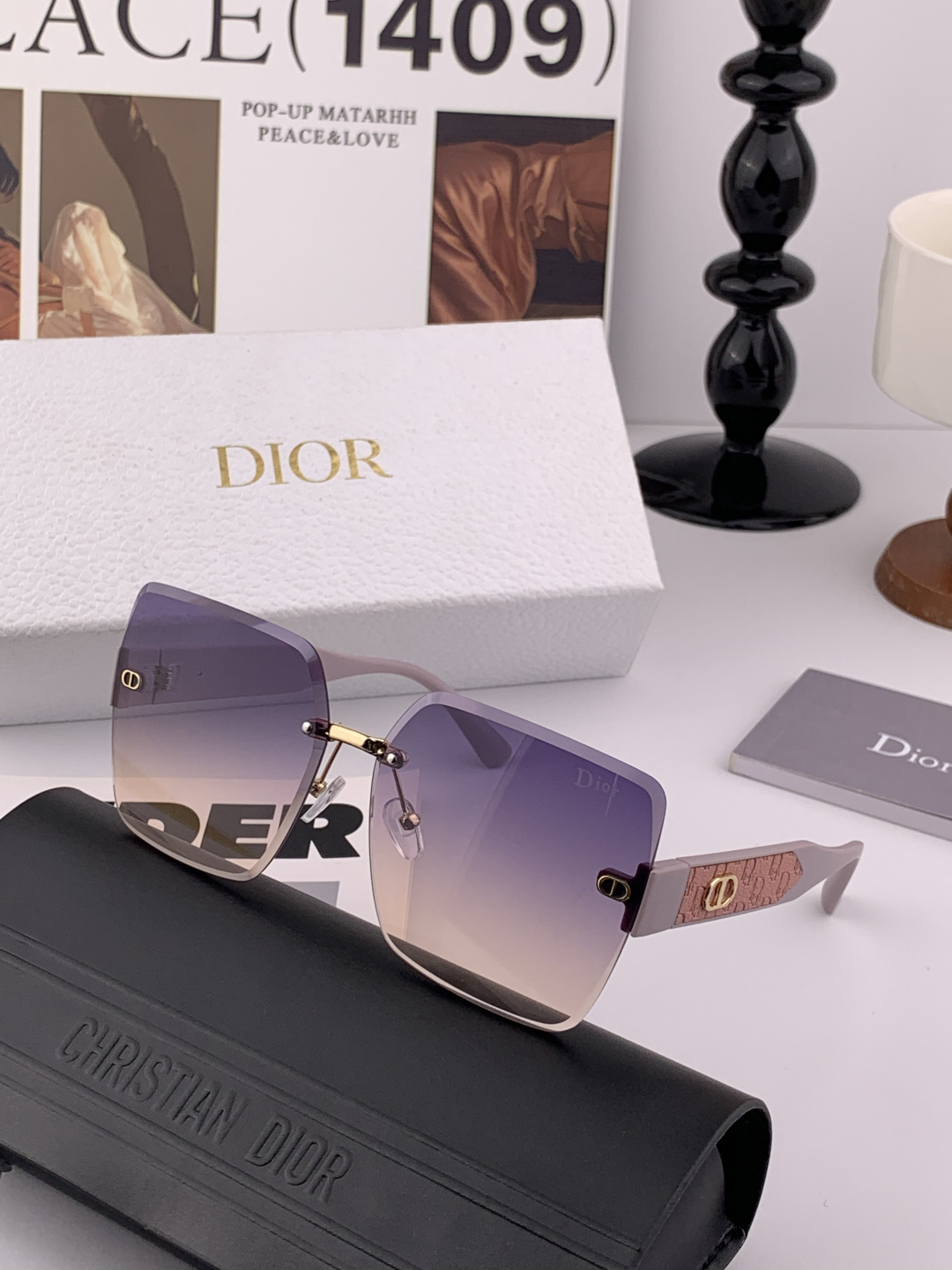 🔺 【DIOR-迪奥】开春新款 潮流爆款 时尚方框太阳镜 高品质 佩戴舒适 网红潮款墨镜 型号：D323