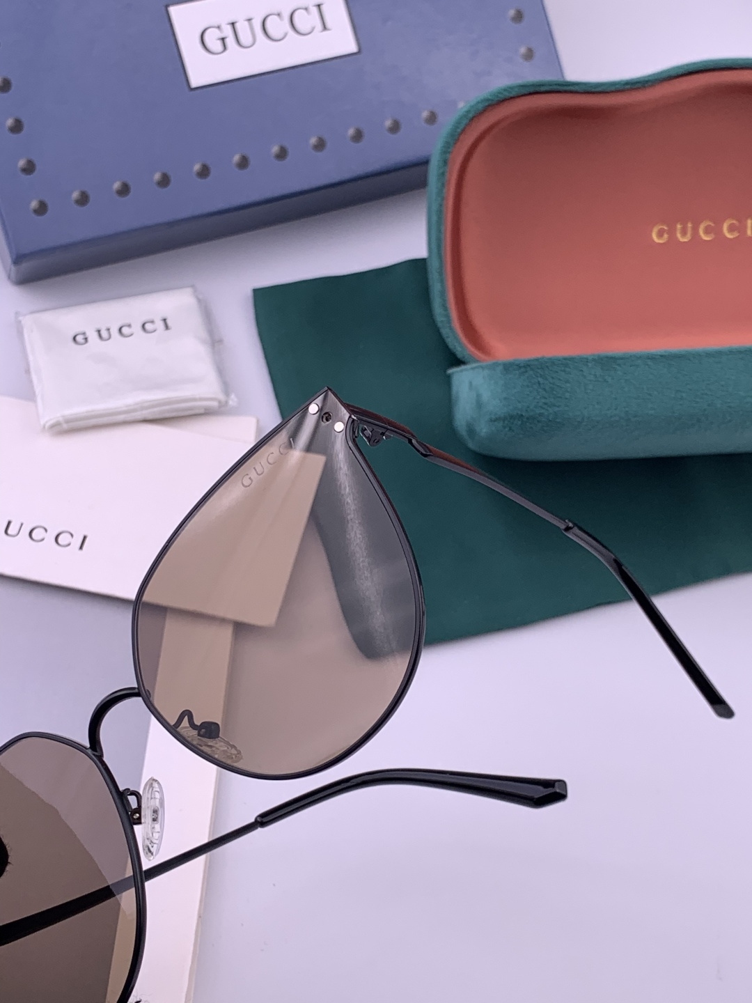 🔺 【GUCCI】开春新款 潮流爆款 时尚太阳镜 高品质 佩戴舒适 网红潮款墨镜 型号：G3660