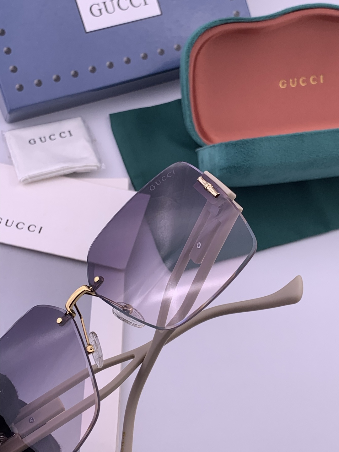 🔺 【GUCCI】开春新款 潮流爆款 时尚太阳镜 高品质 佩戴舒适 网红潮款墨镜 型号：G3221