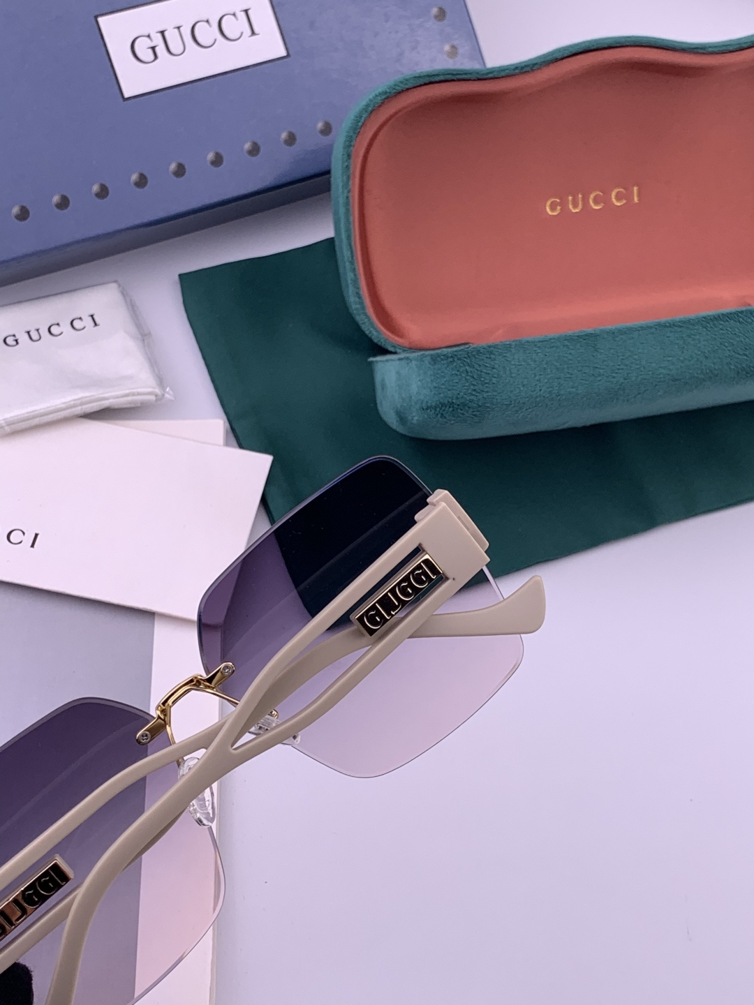 🔺 【GUCCI】开春新款 潮流爆款 时尚太阳镜 高品质 佩戴舒适 网红潮款墨镜 型号：G3221