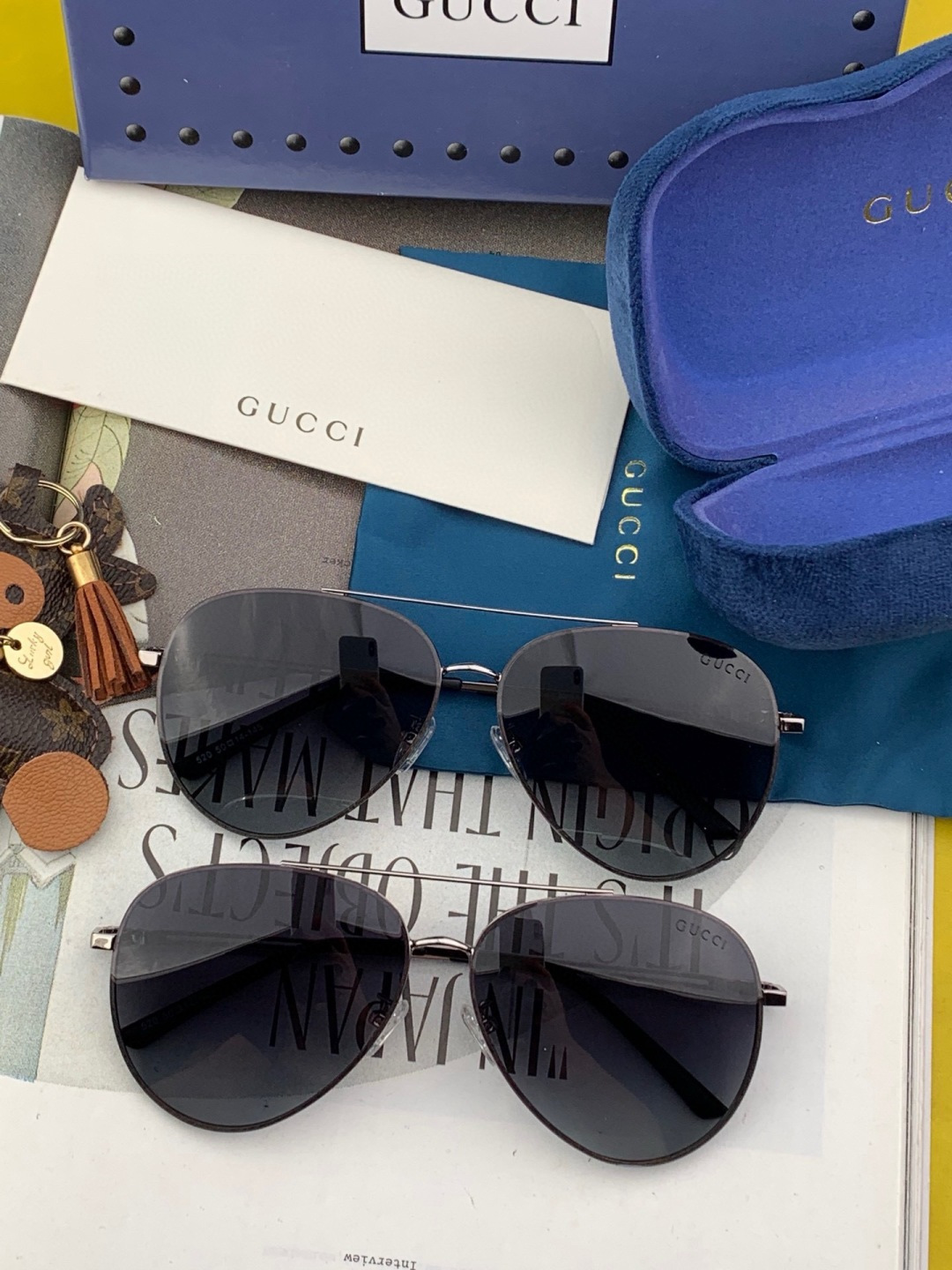 GUCCI 男款炫彩飞行员偏光太阳镜 ❤️材质：高清尼龙加厚卡槽高清偏光镜片 🌹无边框镜架💕颜👍型号：G
