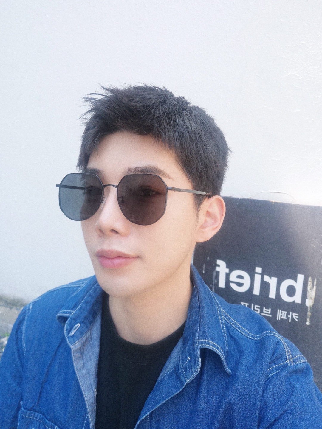GUCCI 男款炫彩飞行员偏光太阳镜 ❤️材质：高清尼龙加厚卡槽高清偏光镜片 🌹无边框镜架💕颜👍型号：G
