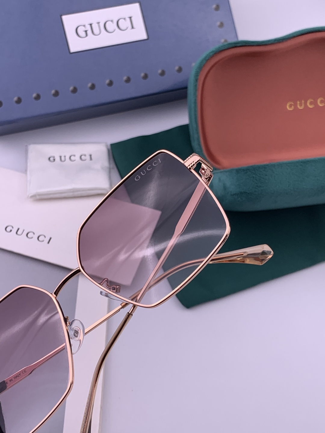 🔺 Gucci 🔻官方新款 众多明星同款[色]‼️‼️新款大框偏光墨镜 🌈🌈宝丽来超清加厚太阳镜🔝🔝型号